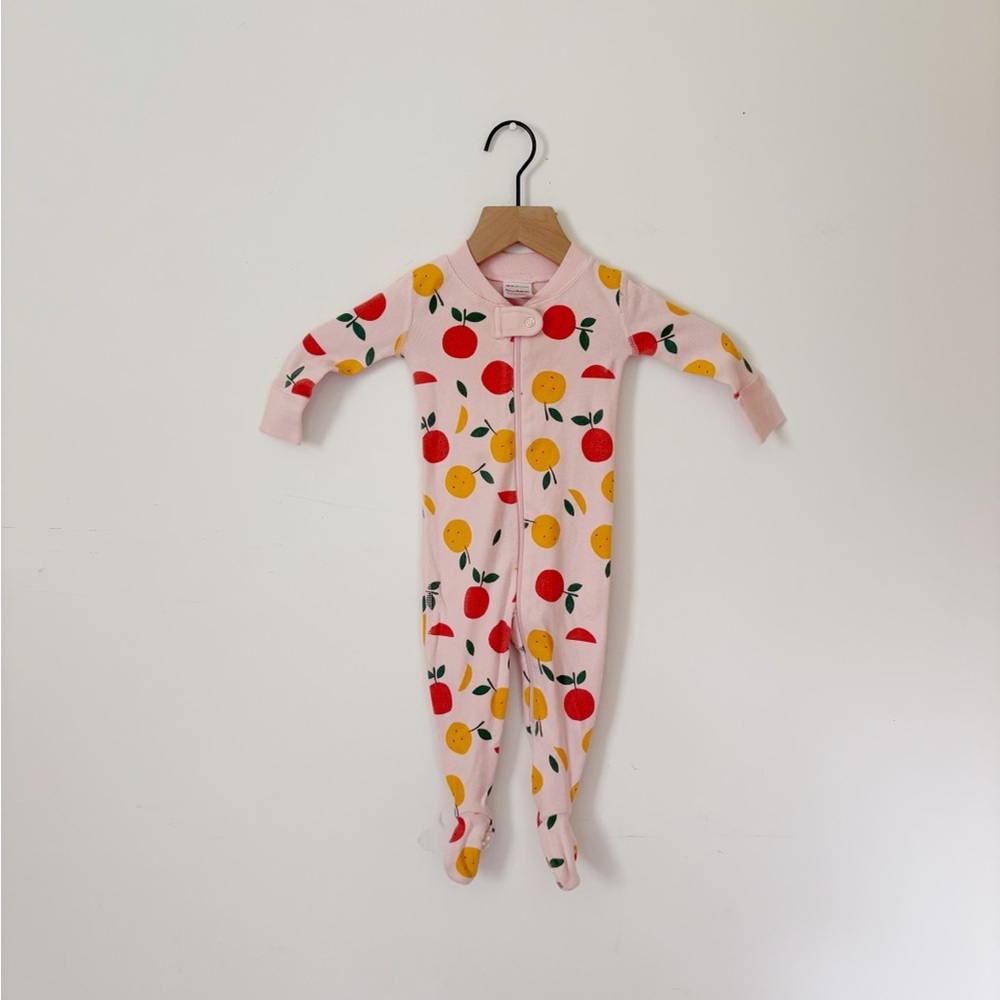 5 for $25 ✨ Hanna Andersson Pink Fruit Print Kids Footie